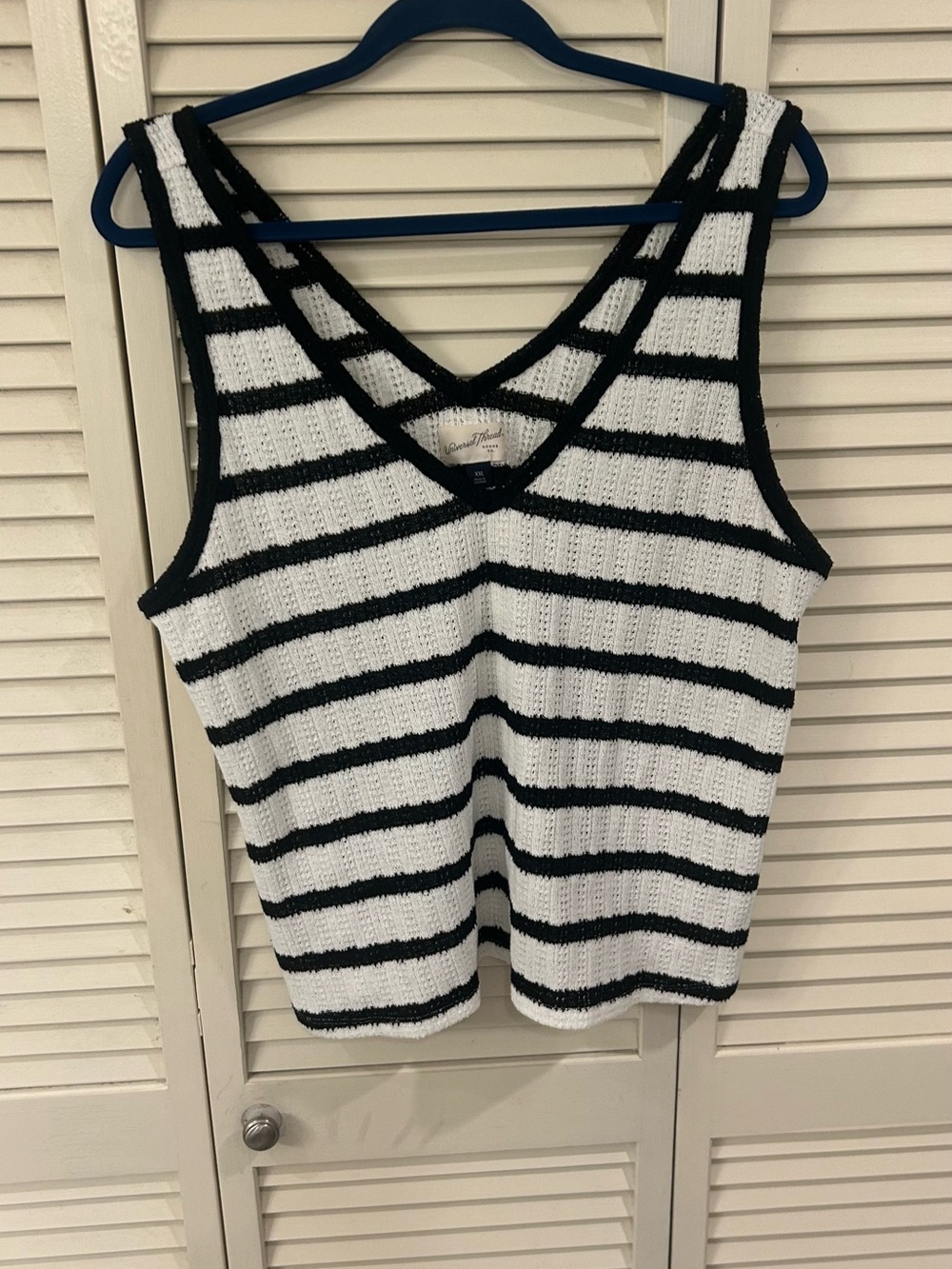 Universal Threads Knit top